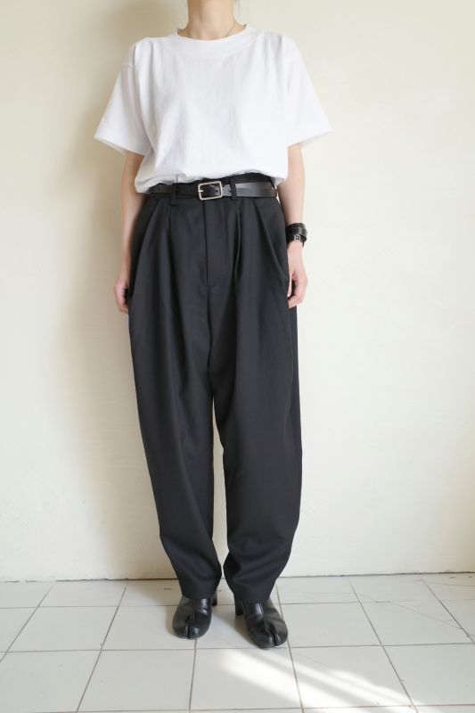 A16474 美品 ドゥルカマラ よそいきオーバータックパンツ サルエル 黒