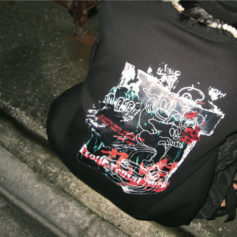 逃避行スウェット / ブラック | TOoKA BASE