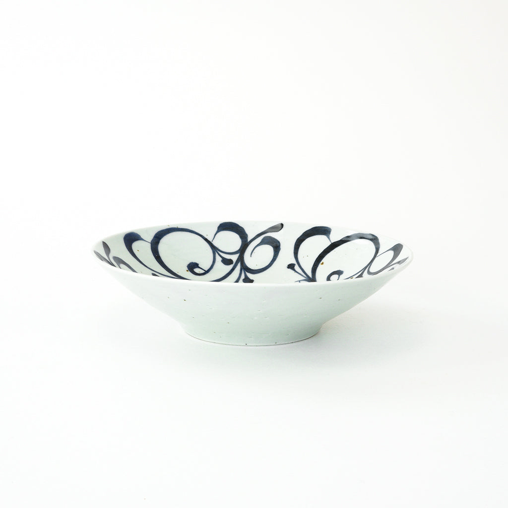 岡田陶房】唐草文8寸平鉢 – 砥部焼オンライン陶器市