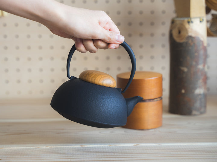 空間鋳造_急須Nanbu 木蓋 – 東北スタンダードマーケット