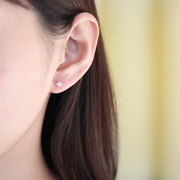 K10ホワイトゴールド ピアス | 111616153204 | 【公式】4℃ジュエリー