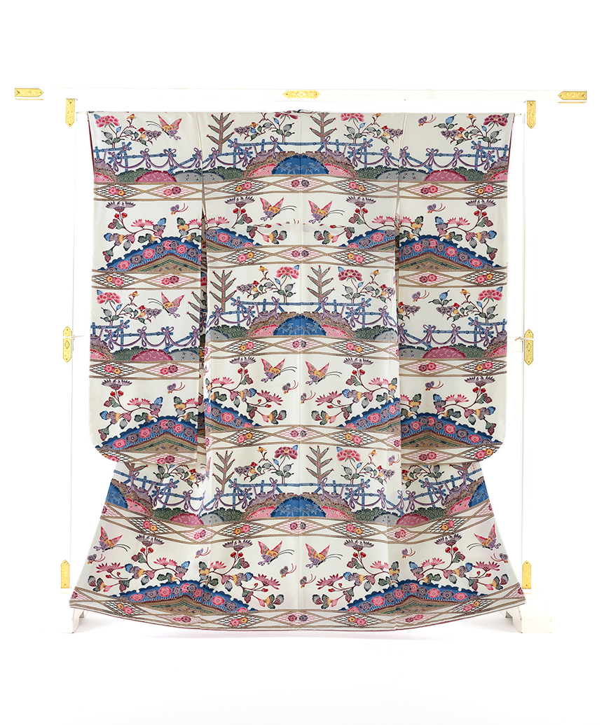 城間栄喜作 本紅型染 振袖 | 特選きものコレクション