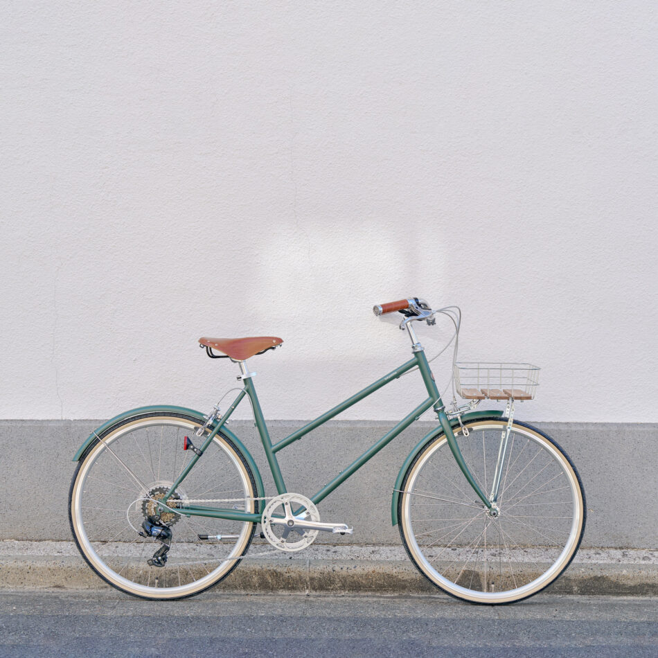 引き取り限定)シルバー シティサイクル 前面バスケット付き