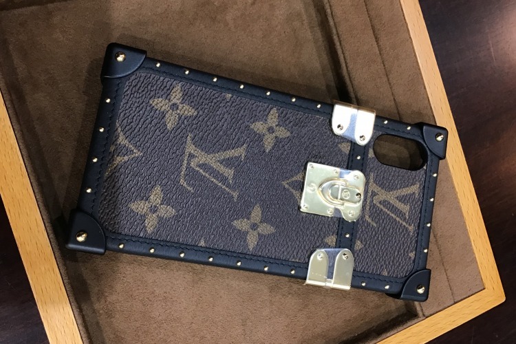 ルイヴィトン モノグラム アイトランク iPhone ケース X/XS 美品 ☆極