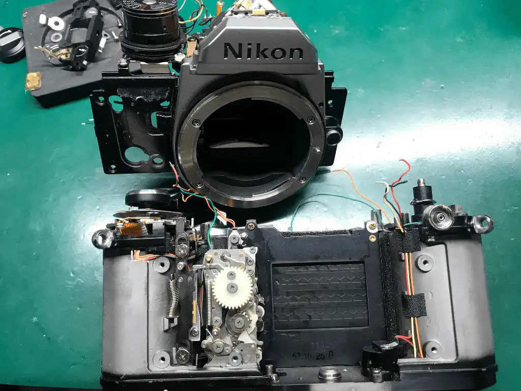 Nikon FM2/T ＋NIKKOR 75-300mm ※巻き戻しクランク欠品 Nikon FM2/T