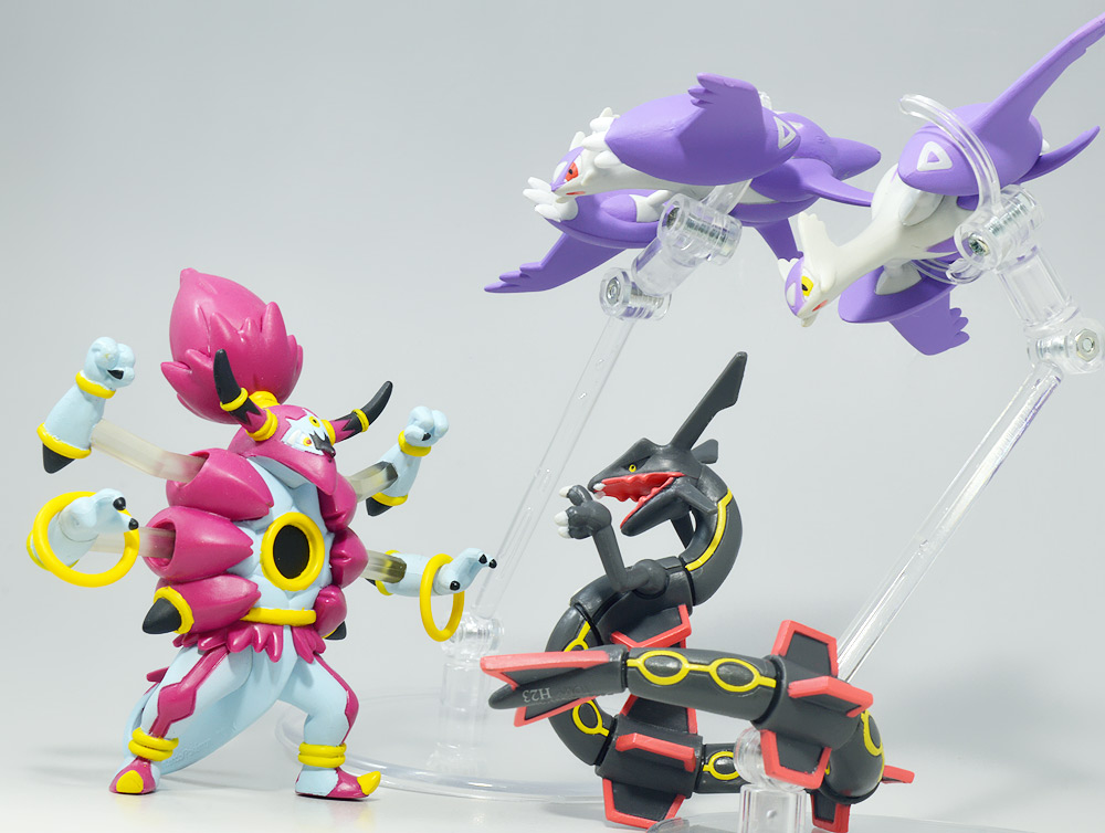 ポケモンモンコレ色違いレックウザフィギュア