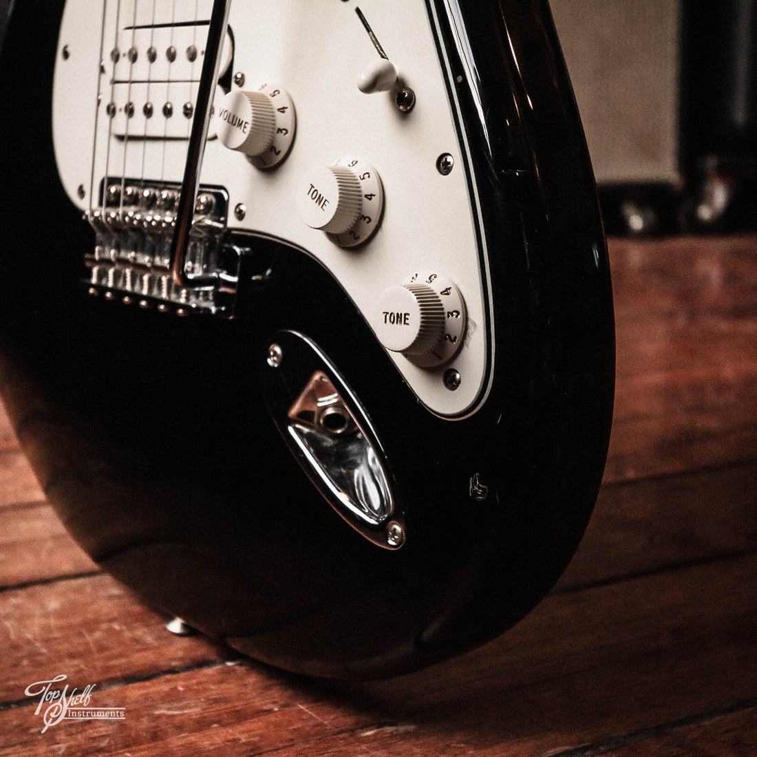 Fender Standard Stratocaster HSS Black 2017 – Topshelf Instruments