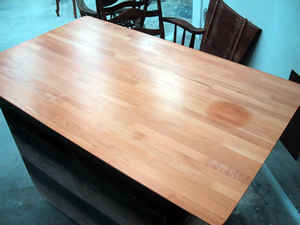 ぶなのこぶ板テーブル