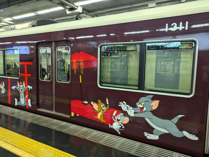 阪急電車 トムとジェリー号 3線 京都線 ライト点灯可 阪急電車 トム