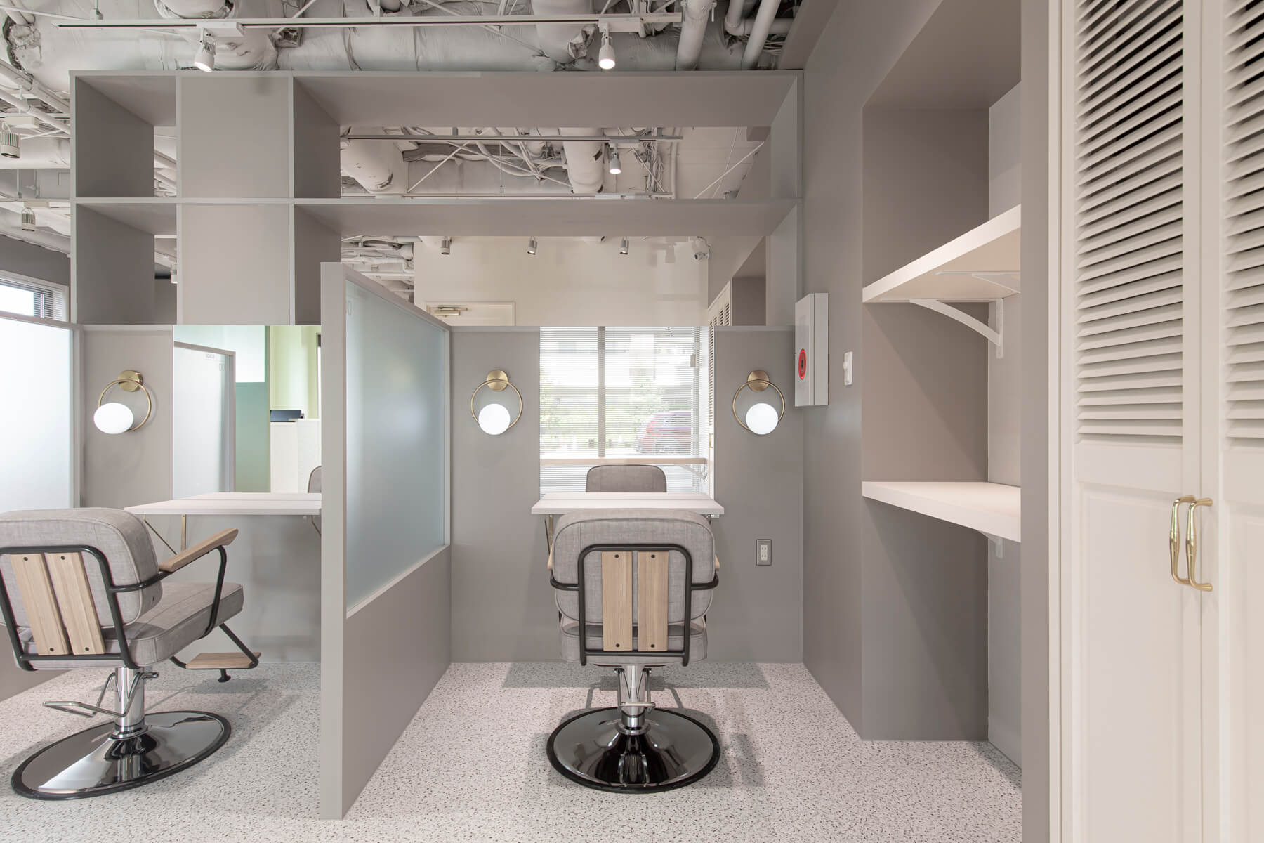 R*e様 美容系サロン様向けカウンター R*e様 美容系サロン様向け