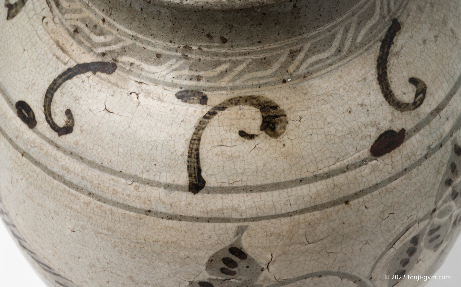 中国 色絵花模様 瓶 DT719 中国 色絵花模様 瓶 DT719 - メルカリ