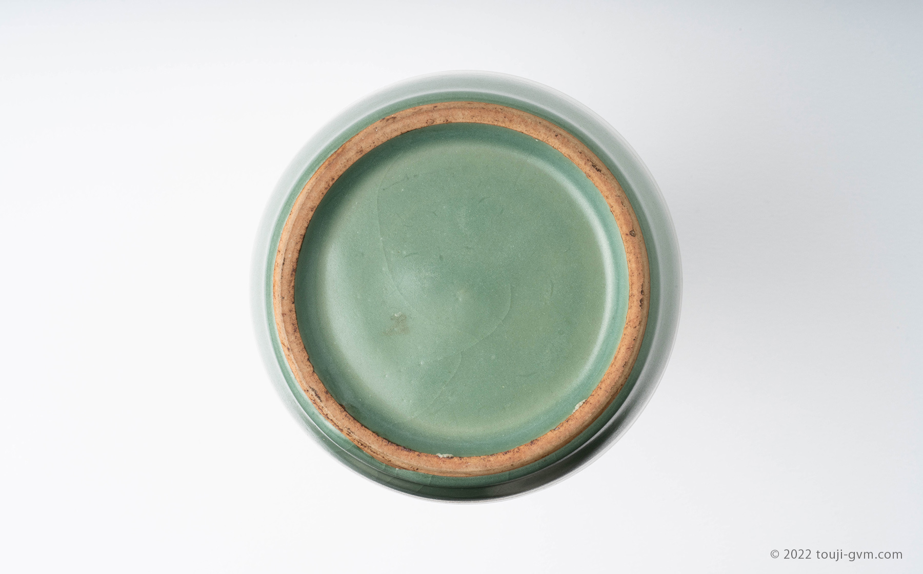 中国美術 龍泉窯 双魚青磁5寸皿 青磁 時代物 古賞物 飾皿 皿 双魚の