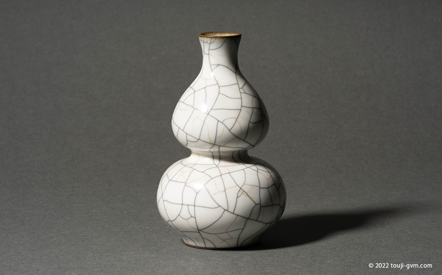 南宋 哥窯葫芦瓶 – Bottle with Calabash | 陶磁オンライン美術館ー