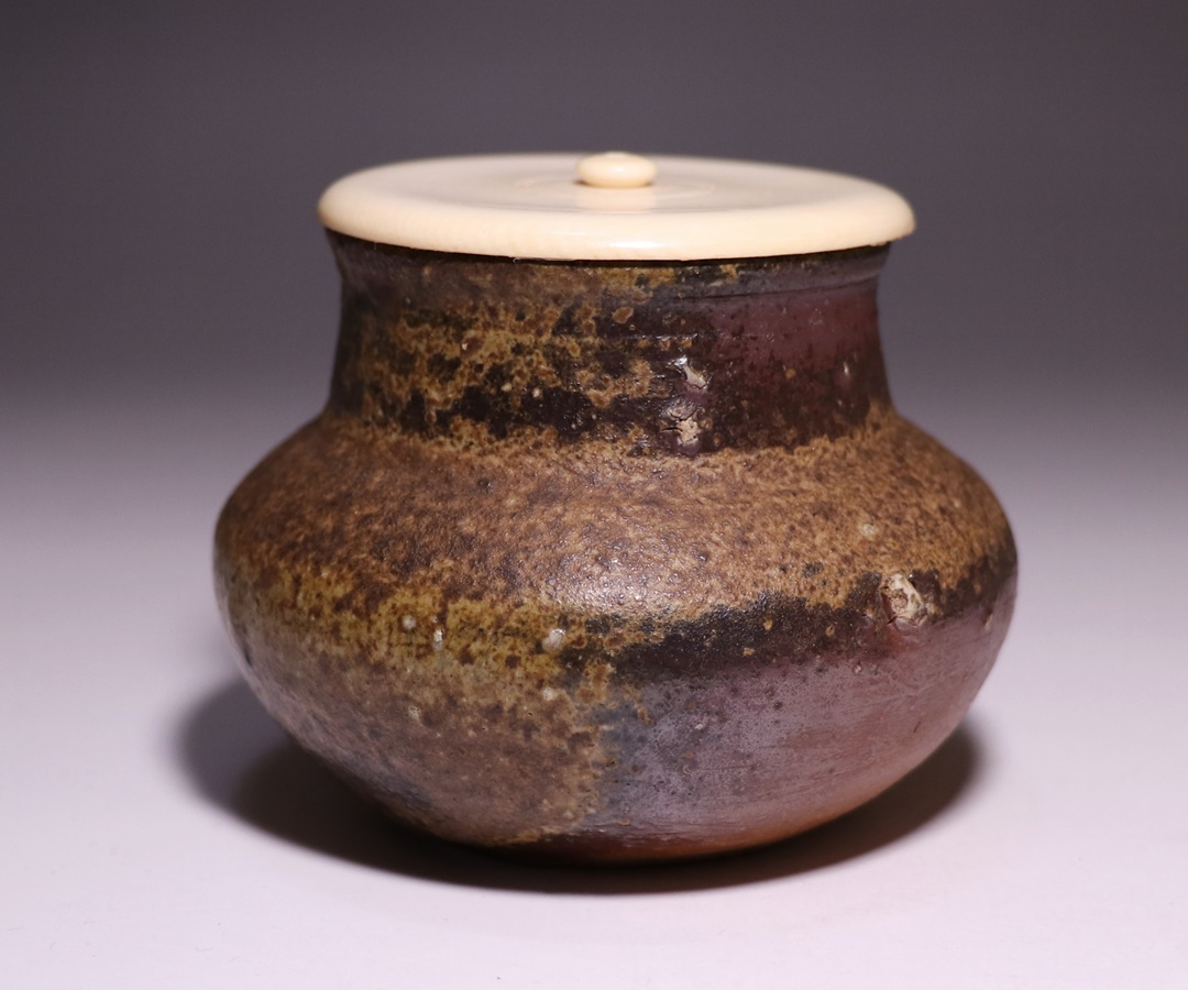 Lukes 茶道具 備前焼 人間国宝 金重陶陽作 猪摘香合 V R8407 Lukes