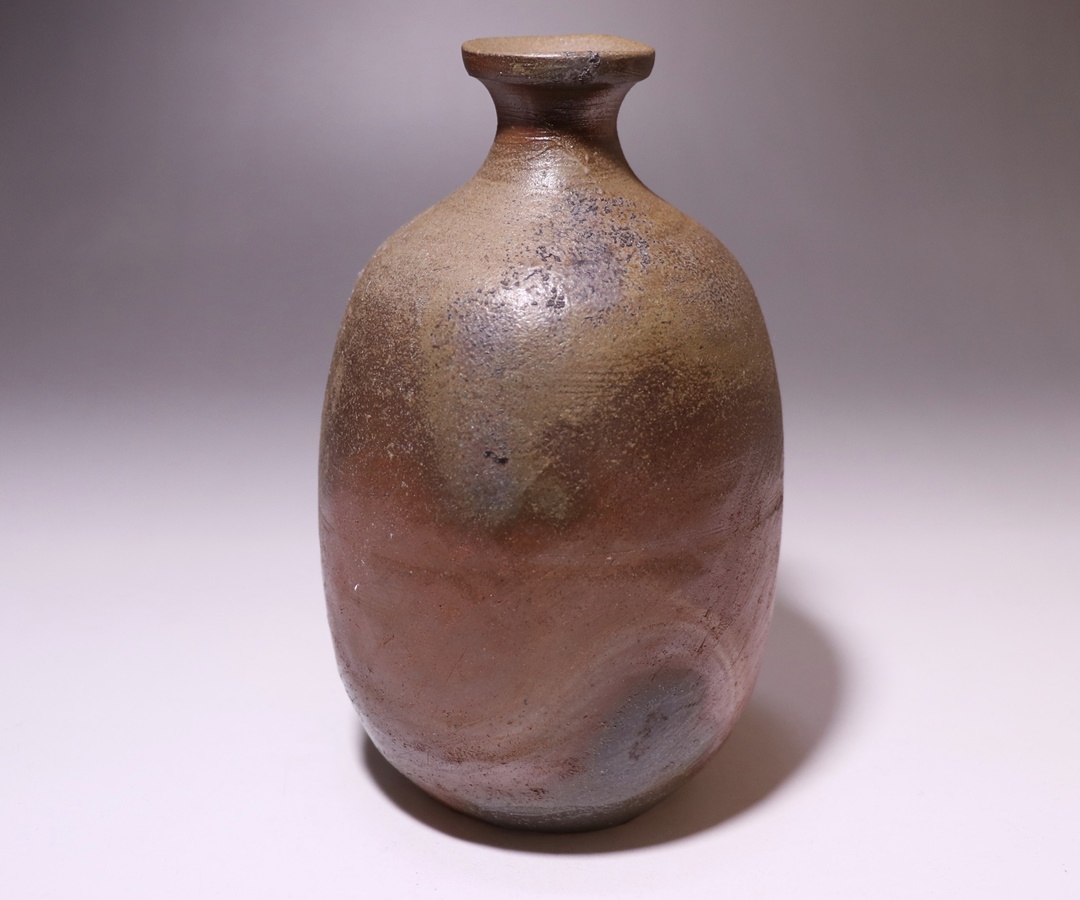 伊勢崎 満 作 「備前徳利」 ～備前焼専門卸小売店 川口陶楽苑～