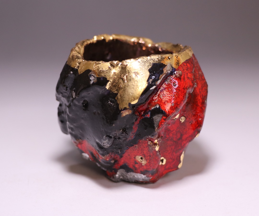 市川透 秀逸作 黒揚ぐい呑 酒呑 共箱 市川透 秀逸作 黒揚ぐい呑 酒呑