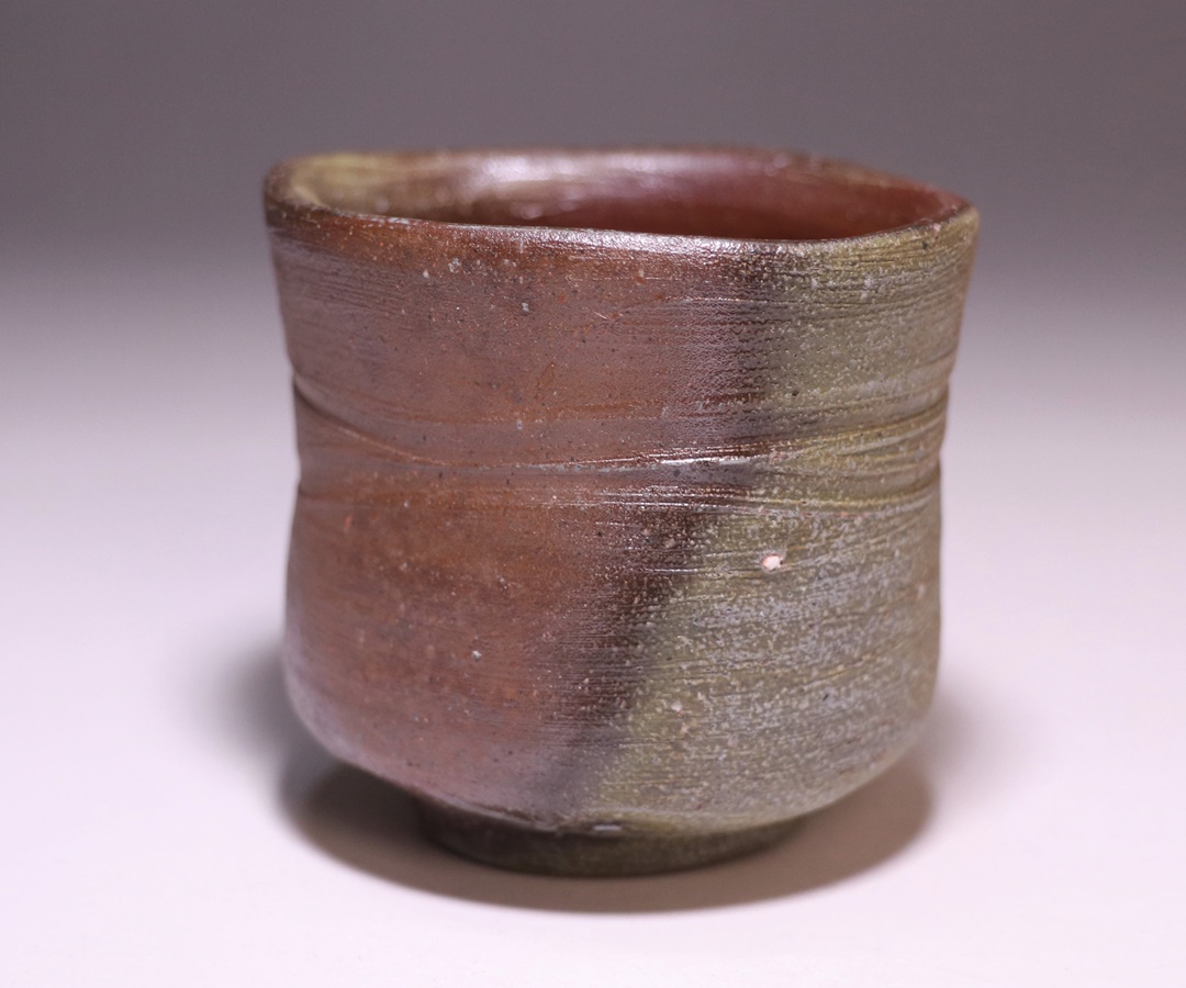 金重晃介 作 「備前扁壷徳利」 ～備前焼専門卸小売店 川口陶楽苑～