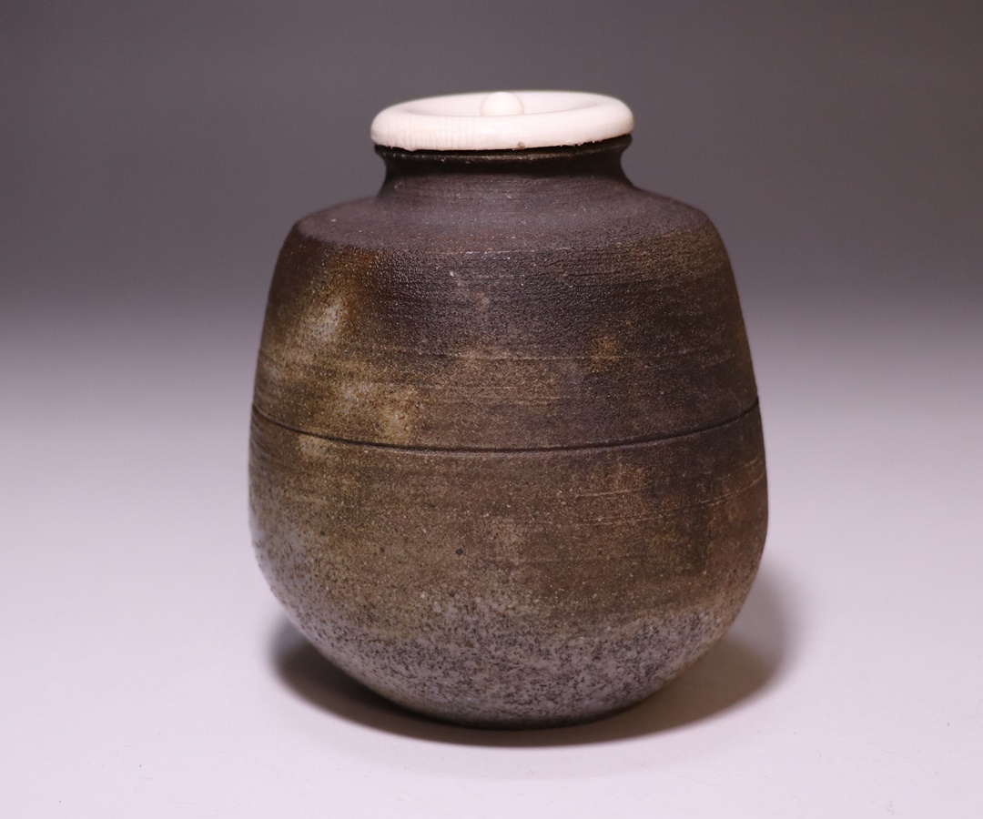 山本雄一 作 「備前茶入」 ～備前焼専門卸小売店 川口陶楽苑～