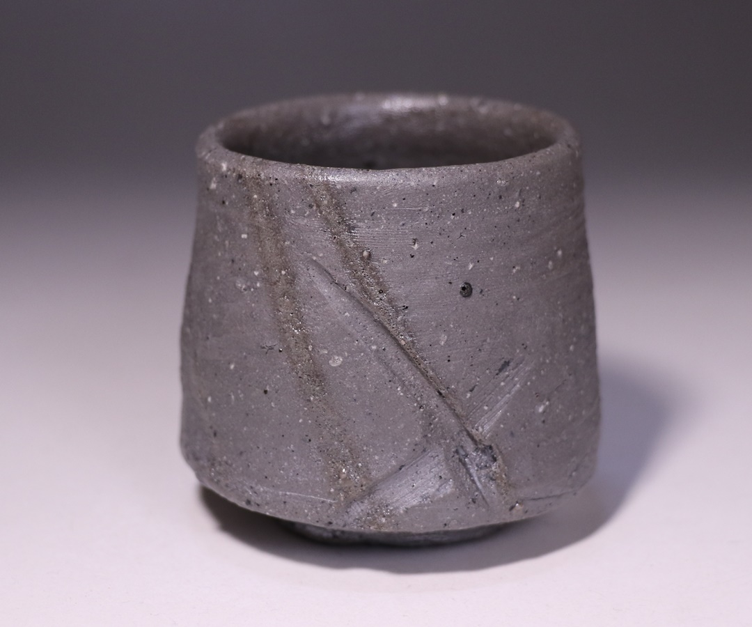 高力芳照 作 「備前黒胡麻酒呑」 ～備前焼専門卸小売店 川口陶楽苑～