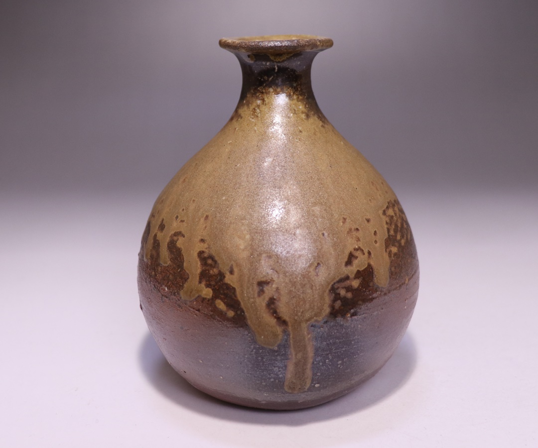 伊勢崎満 備前 徳利 酒器 共箱 岡山県重要無形文化財 ①(酒