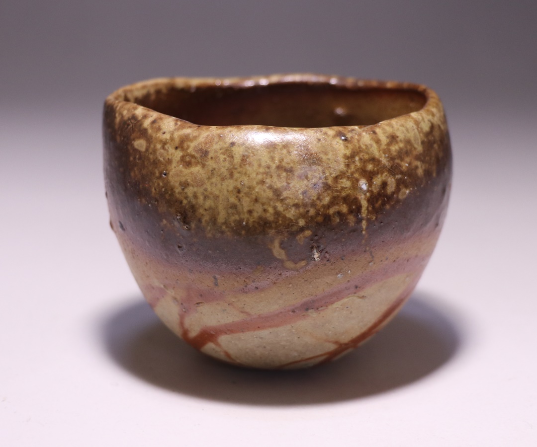 備前焼作家 伊勢崎創 角盃 共箱 酒器 ぐい呑み 人間国宝伊勢﨑