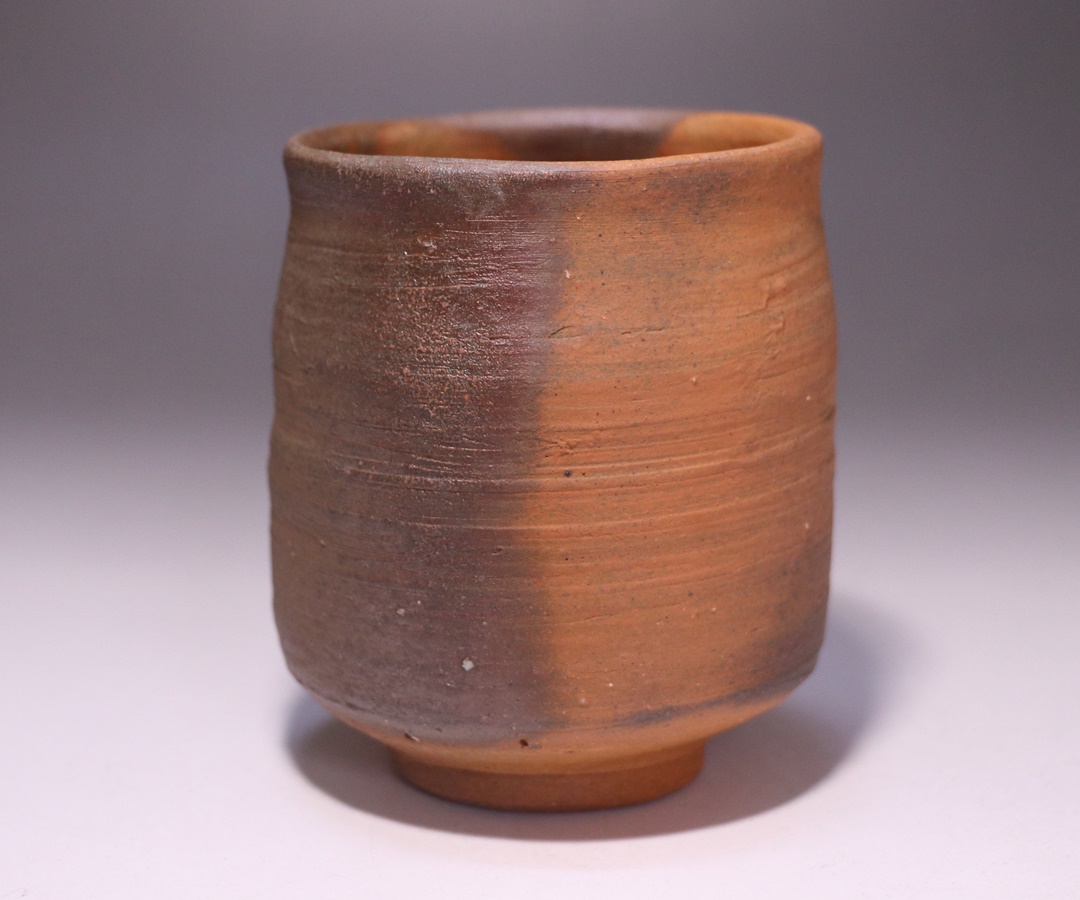 高力芳照 作 「備前火襷巨大化酒呑」 ～備前焼専門卸小売店 川口陶楽苑～