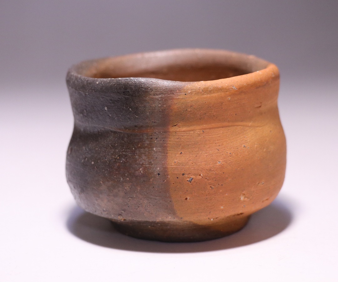 中村六郎 作 「備前緋襷麦酒呑」 ～備前焼専門卸小売店 川口陶楽苑～