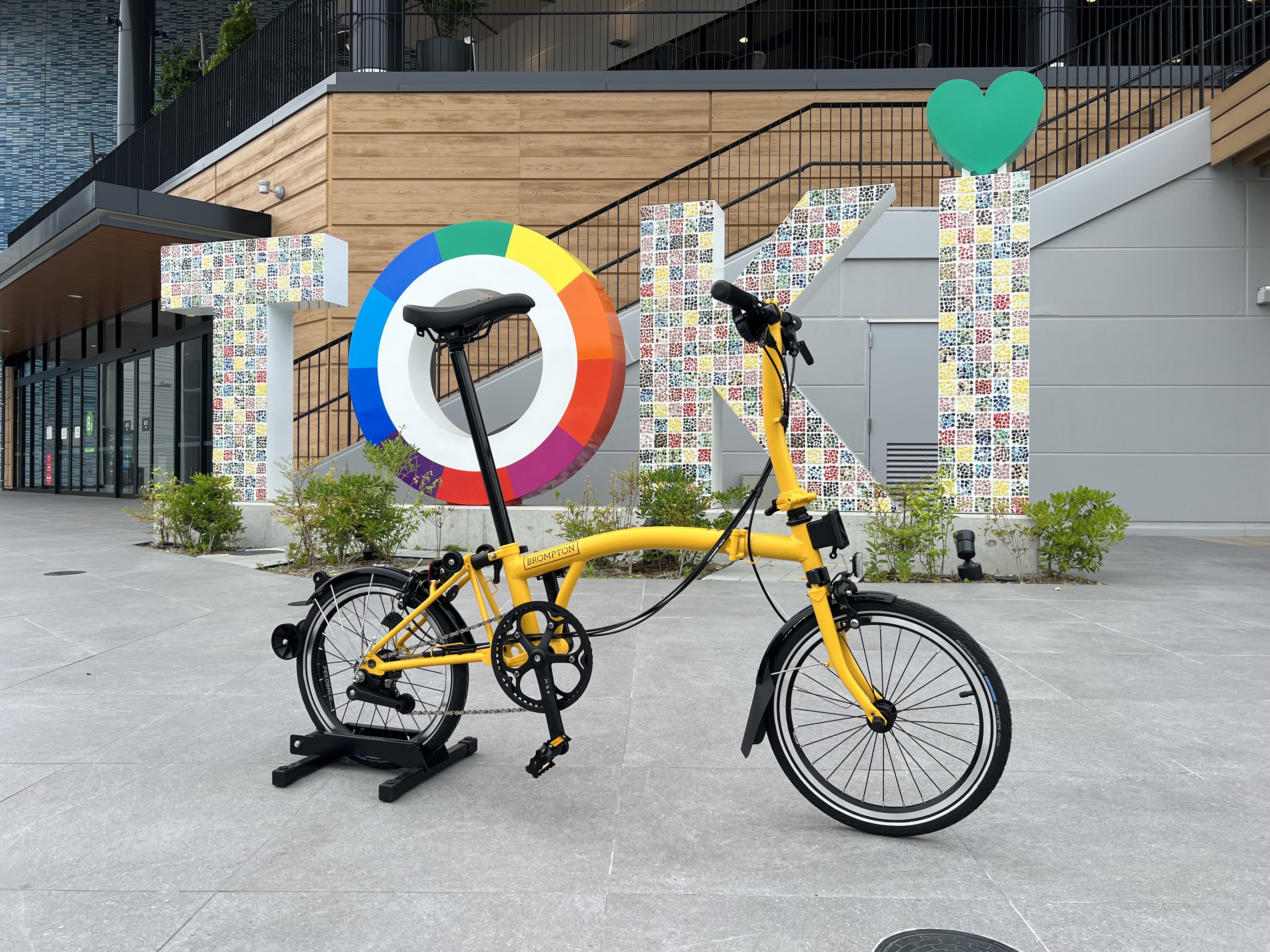 新色！バンブルビーイエロー！！ | トイファクトリーのミニベロ専門店