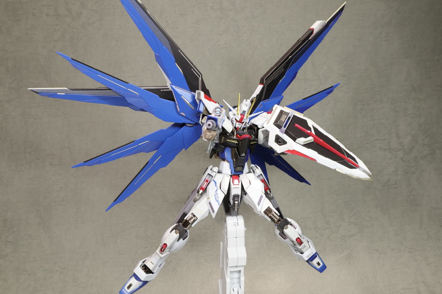 L BUILD フリーダムガンダム CONCEPT 2 新品同様品 L BUILD フリーダム