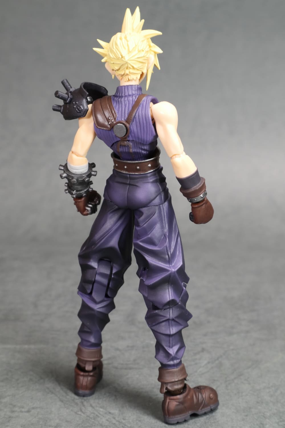 ファイナルファンタジーVII BRING ARTS クラウド・ストライフ レビュー