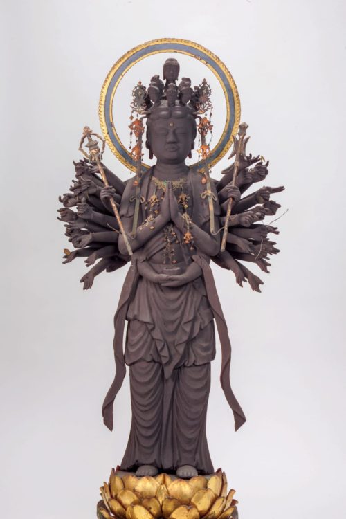 銅製:岩上白衣観世音菩薩立像 銅製:岩上白衣観世音菩薩立像 銅製:岩上