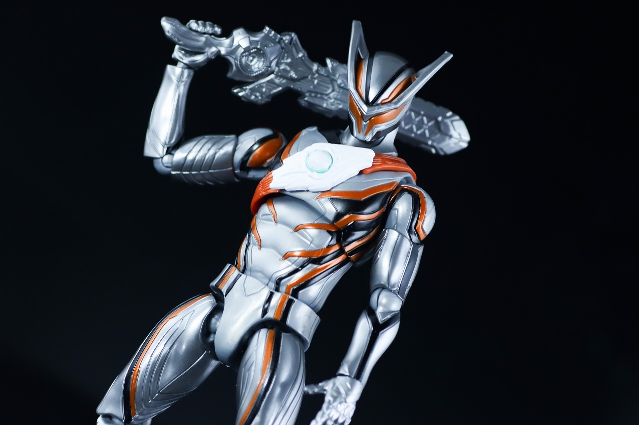 S.H.フィギュアーツ新作！仮面ライダービルド ハザードフォーム 平成