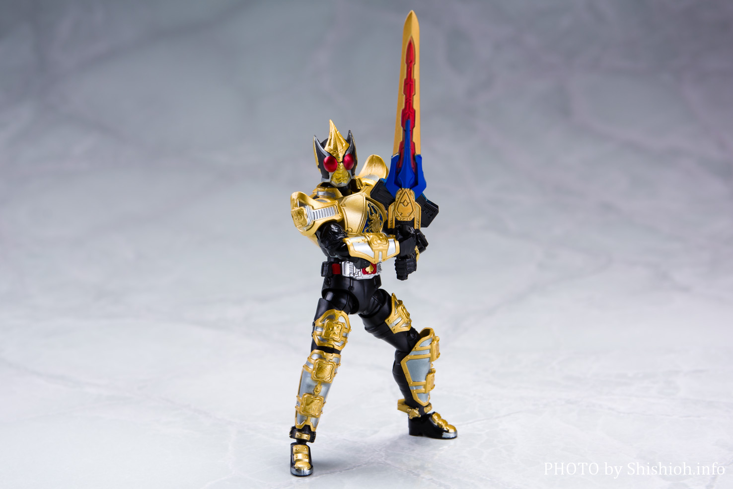 仮面ライダー剣 キングフォーム 剣崎一真 フィギュア 当時物 SHF 真骨彫 王