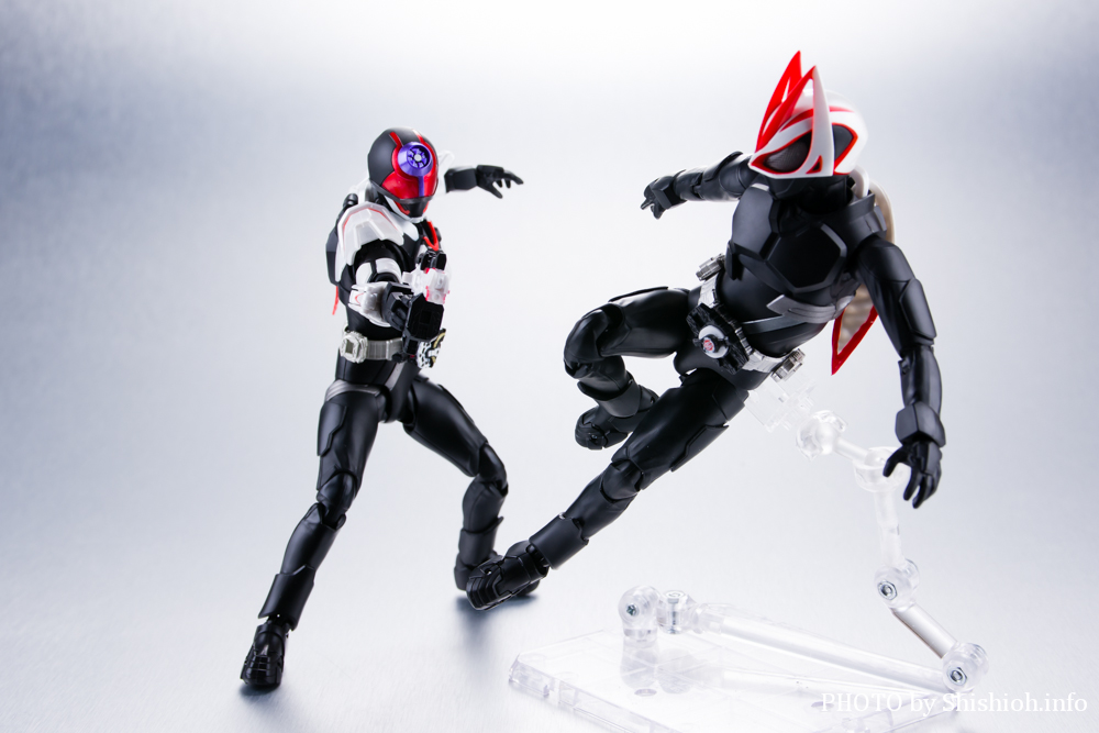 レビュー】S.H.Figuarts GMライダーセット