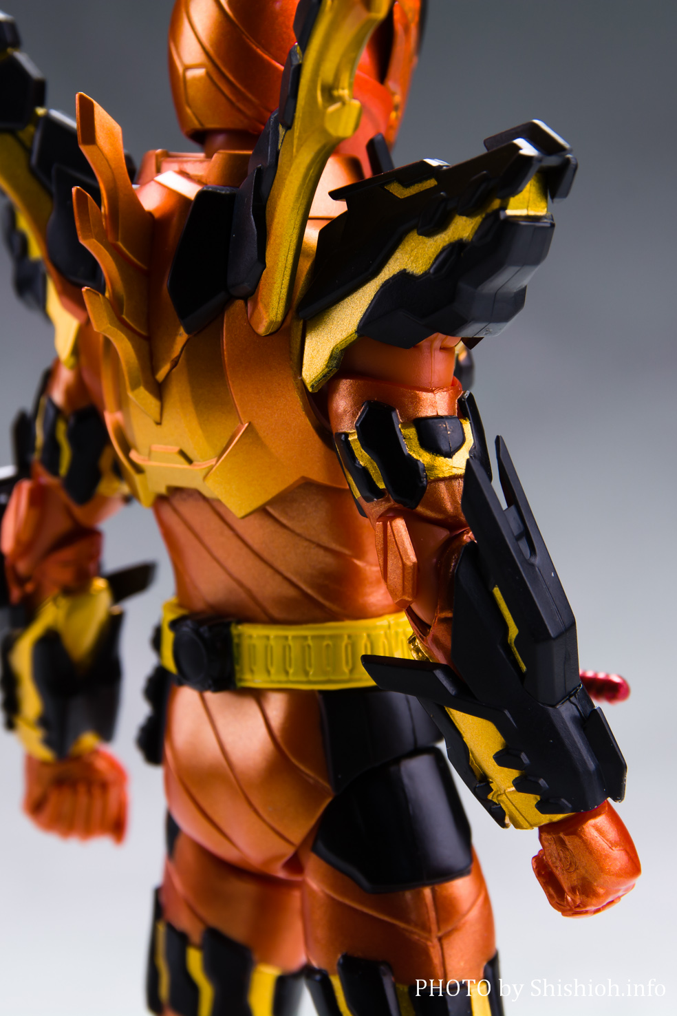 レビュー】 S.H.Figuarts 仮面ライダークローズマグマ