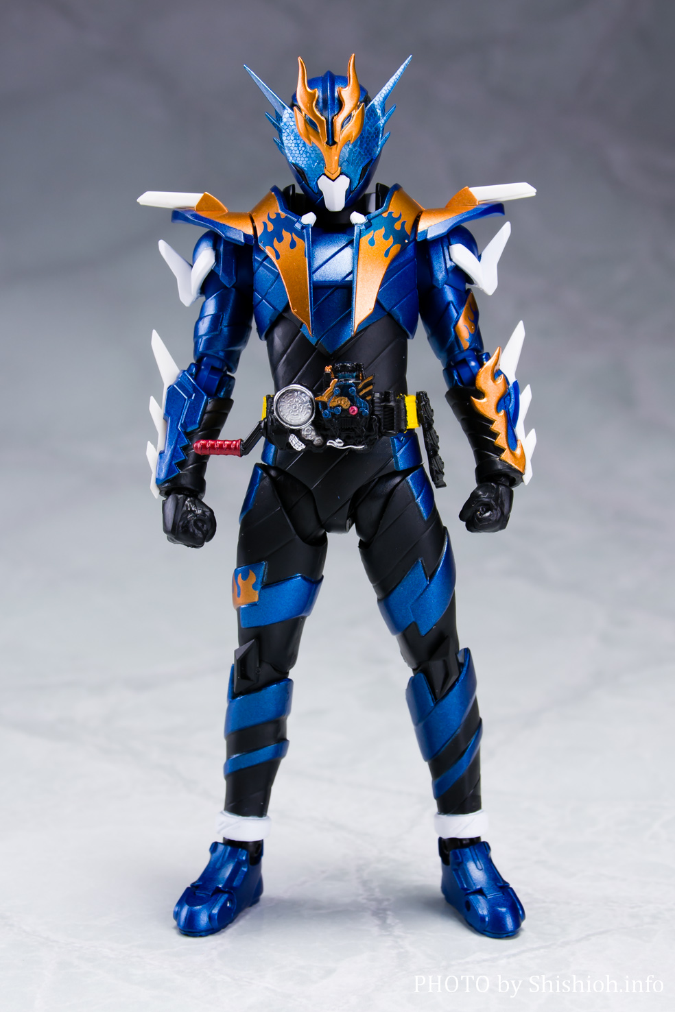 フィギュアーツ 仮面ライダー 平成ジェネレーションズエディション