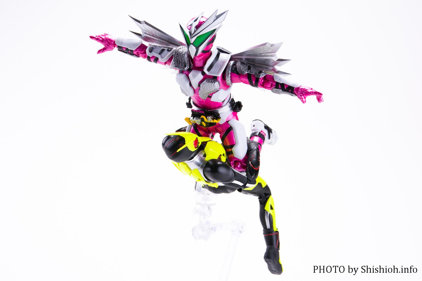 SHFiguarts 仮面ライダー ジン フェニックスファルコン Amazon.com
