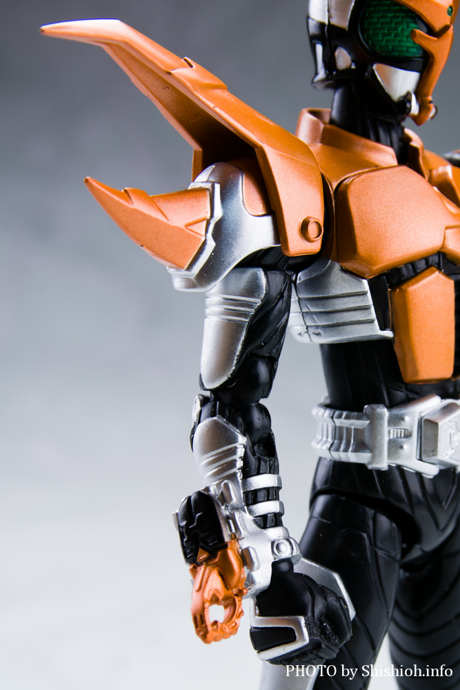 S.H.フィギュアーツ ケタロス、ヘラクス、コーカサス、ダークカブト