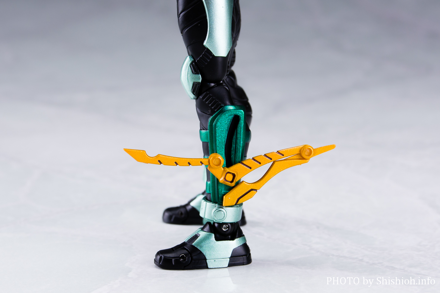 レビュー】S.H.Figuarts（真骨彫製法） 仮面ライダーキックホッパー