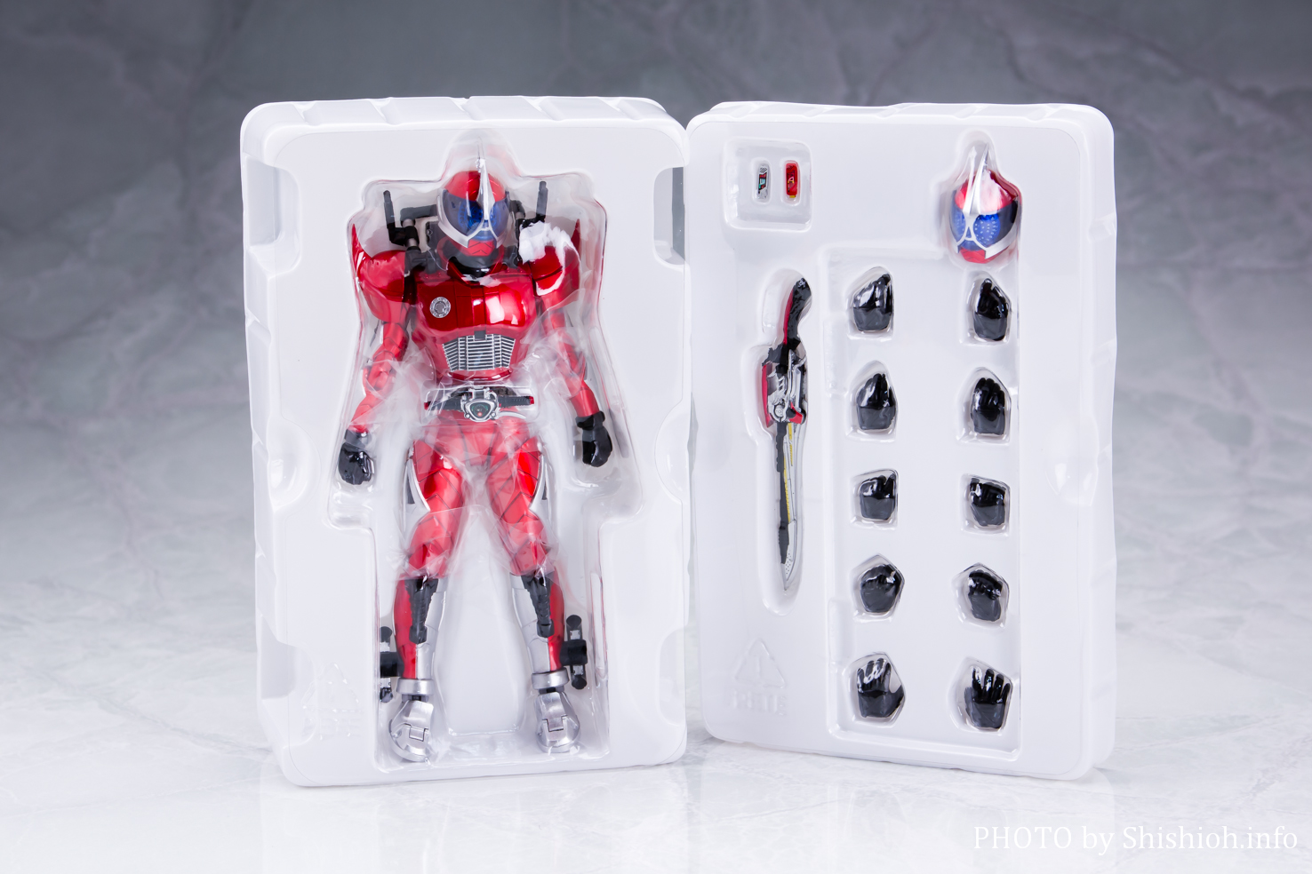 真骨頂 仮面ライダーアクセル 画像のもののみです Amazon.co.jp