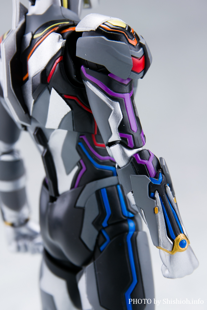レビュー】S.H.Figuarts ウルトラマンエクシードX