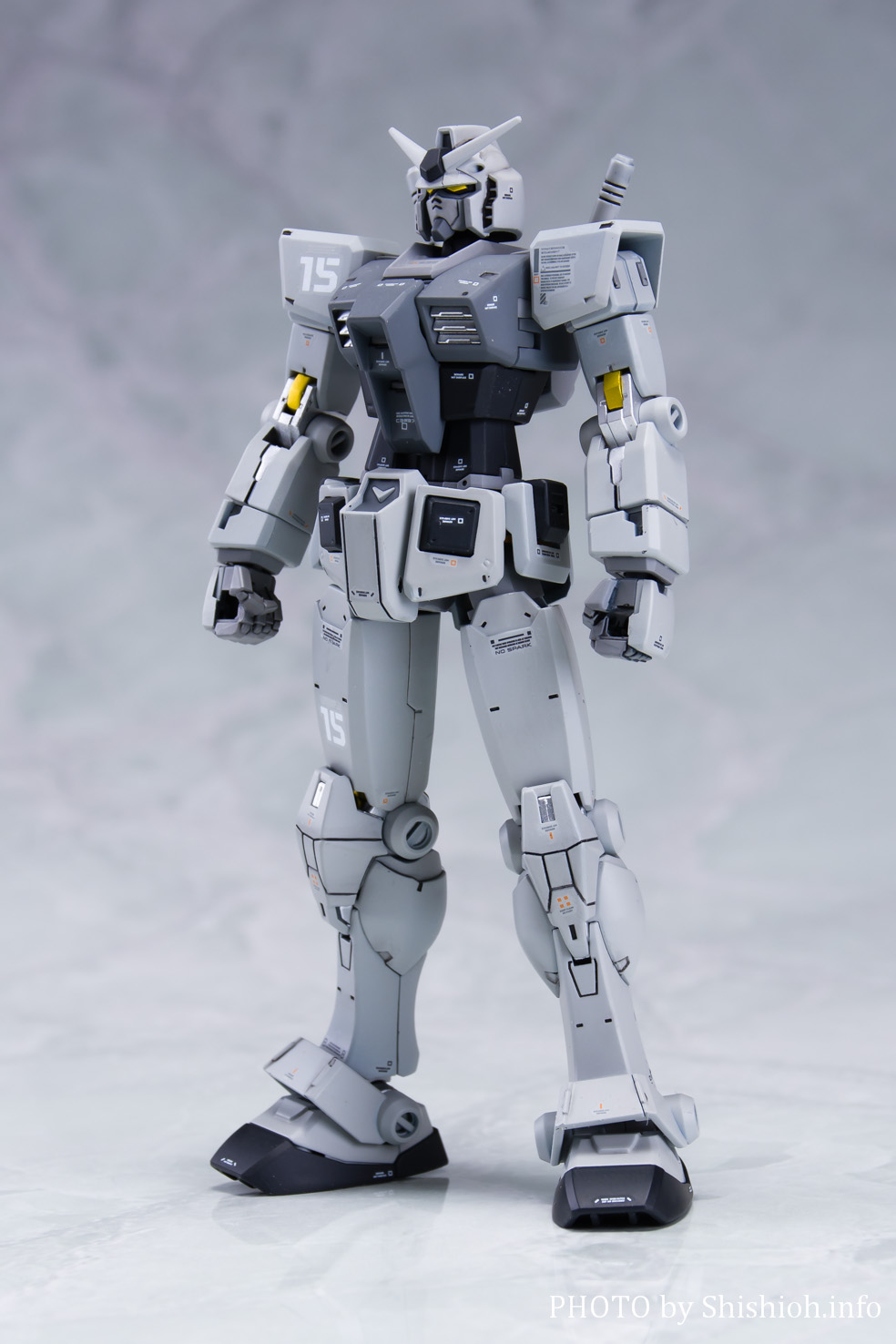 HG1/144 RX78-2 ガンダム BEYOND GLOBAL 塗装完成品 HG1/144 RX78-2