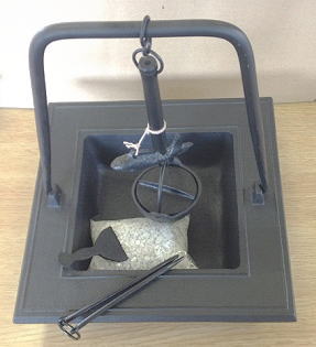 希少♦️南部鉄器 重厚な高級工芸品♦️灰皿 お香 インテリア♦️美品