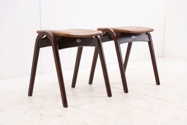 秋田木工 IDC大塚取扱 椅子2脚 秋田木工 IDC大塚取扱 椅子2脚 秋田木工