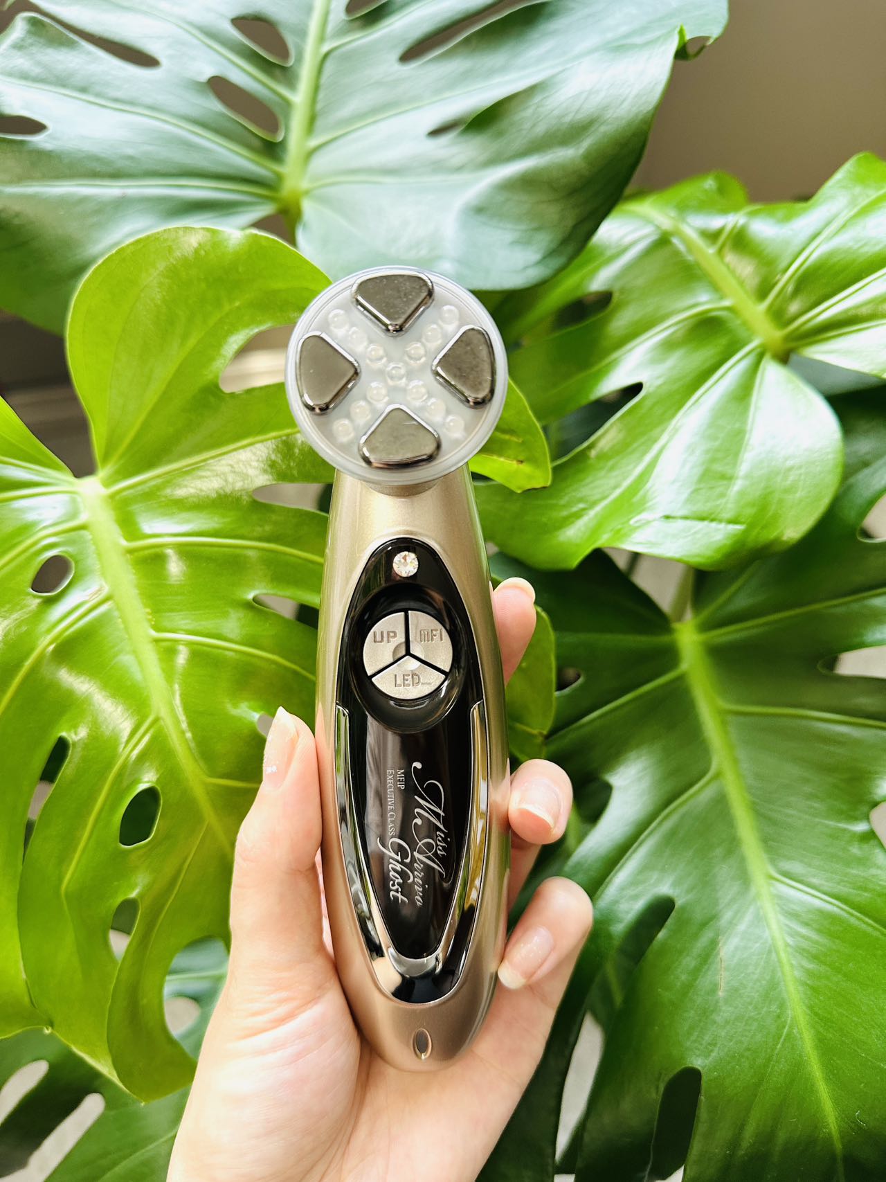 楽天市場】【正規品】美顔器 Miss Arrivo Ghost (ミスアリーヴォ