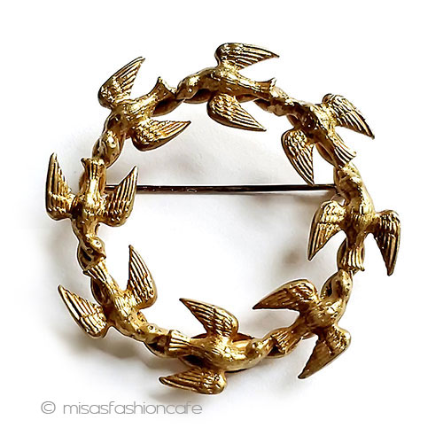 楽天市場】メトロポリタン美術館 ハスケルの鳥 ブローチ 鳩 リース