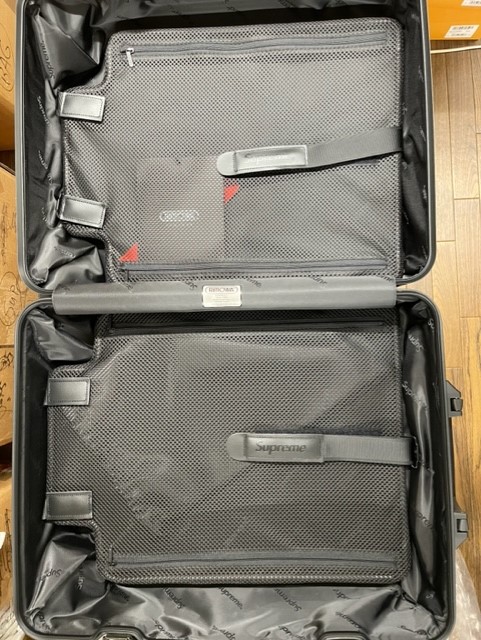 楽天市場】2018SS/Supreme x RIMOWA Topas Multiwheel 45L black