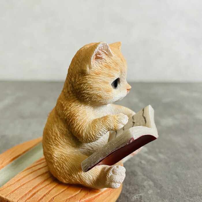 楽天市場】スマホスタンド 本を見る茶トラ猫 woobia ウービア ネコ