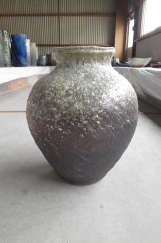 楽天市場】信楽焼き花入れ大型 花瓶 花瓶古信楽窯変 ひねり壺型陶器の