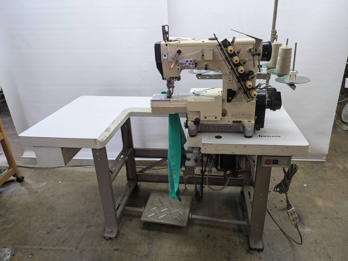 楽天市場】【中古】ヤマト yamato VC-2713-056L-UT2 3本針5.6mm 横筒形